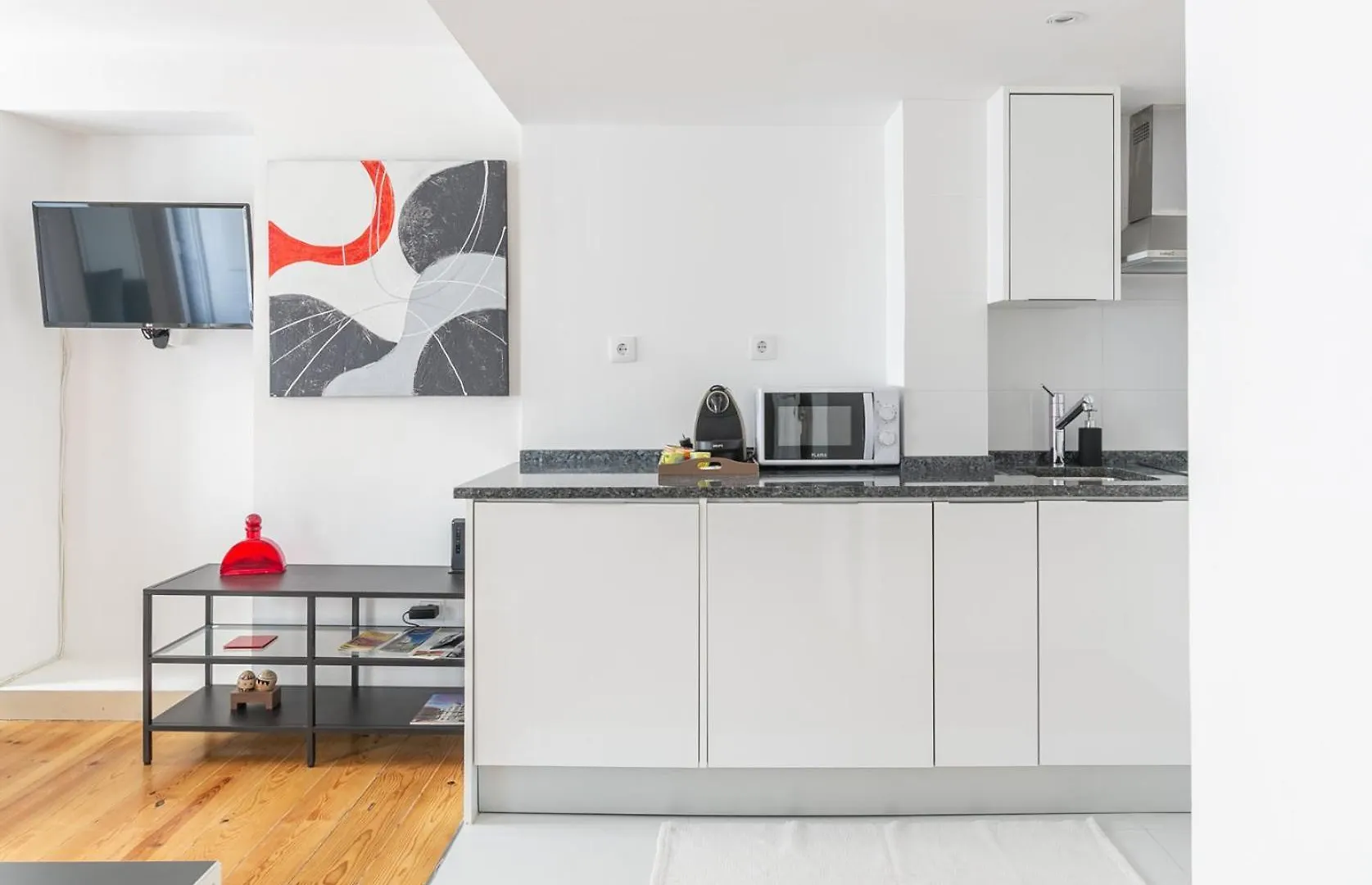 Cozy Apartments In Heart Of Lisbon Bairro Alto